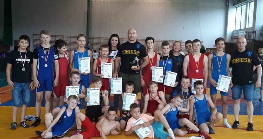 34847142_1873165449401882_1737934662078038016_n-1