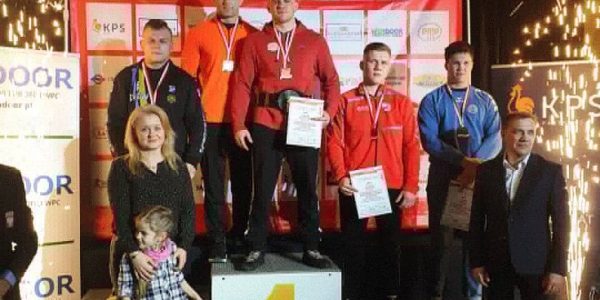 55744483_404349180352066_8703466155479662592_n