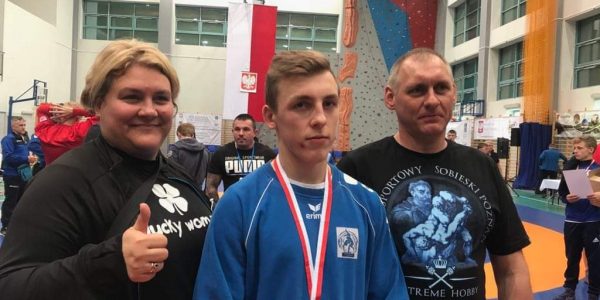 59178125_2353199101398512_2252843353299222528_o-2